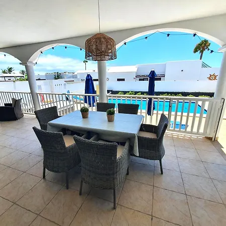 Alberto Private Heated Pool, Jacuzzi, Sea Views Вилла