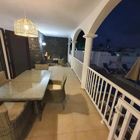 Alberto Private Heated Pool, Jacuzzi, Sea Views * Playa Blanca (Lanzarote)