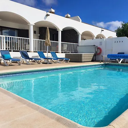 Alberto Private Heated Pool, Jacuzzi, Sea Views